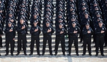 Миколаївські мажори "звільнили" безхребетних копів