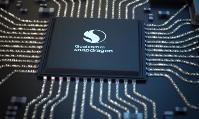 Samsung показала, як працюють мізки смартфонів: відео