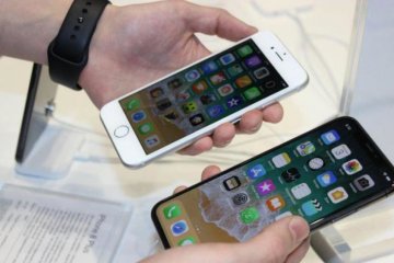iPhone X став доступний кожному