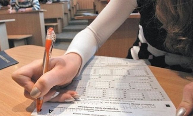 Українські багатії хочуть відмінити ЗНО