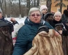 Жінки окупантів, скріншот з відео