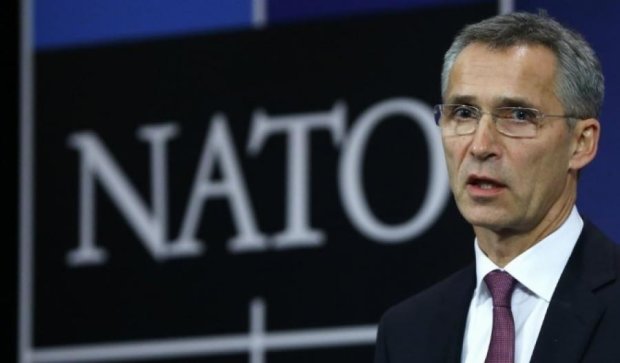 НАТО не постачатиме летальну зброю Україні 