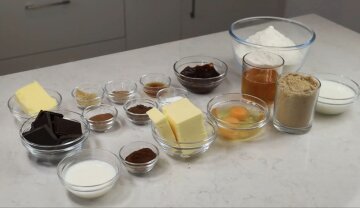 Имбирно-медовый пряник с вареньем: фото скрин Ютуб