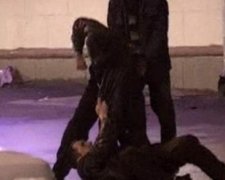 Невідомі побили криворізького журналіста