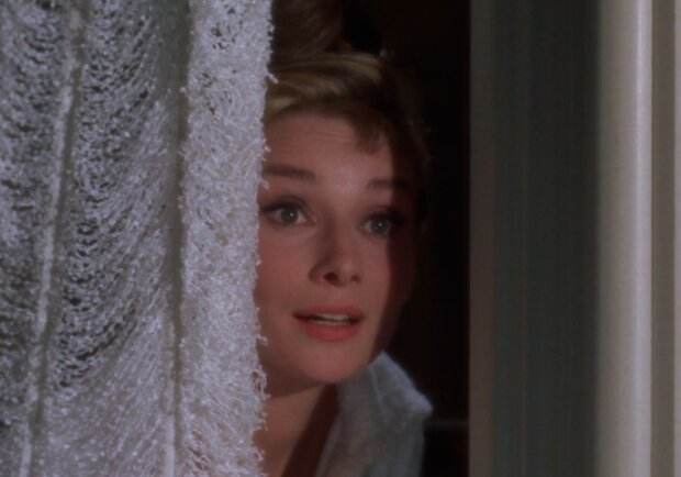Одри Хепберн, кадр из фильма "Завтрак у Тиффани"