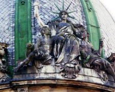 Молодь взялася за порятунок львівської статуї Свободи