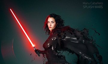 Моделі в «молочних» костюмах Star Wars (фото)