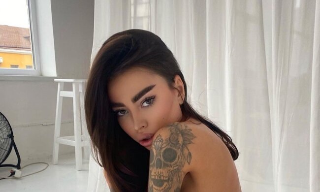 Алена Омович, фото с Instagram