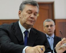 У Януковича вдруг вспомнили слова "честь" и "достоинство"
