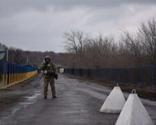 Розведення сил в Золотому: із завтрашнього дня українці зможуть вільно переміщатися