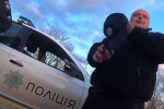 Под Тернополем ищут душевнобольного мужчину - сбежал из интерната, может навредить себе