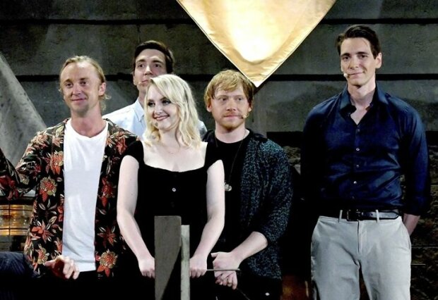Звездные детишки из Гарри Поттера пришли на встречу "выпускников": 30 лет - не приговор, яркие фото