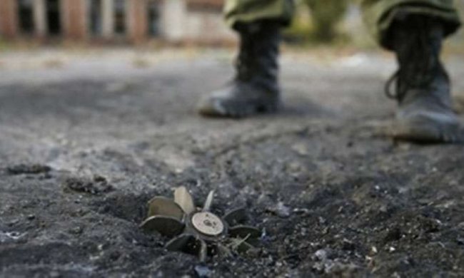 Семеро военных могли подорваться на "дружественной" мине