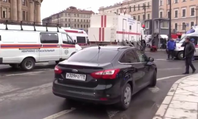 МЗС шукає українців серед жертв вибухів в пітерському метро