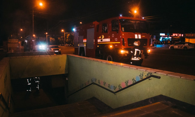 У Київській підземці відкрилися "ворота" в пекло: вогонь взяв у полон десятки людей, моторошні кадри