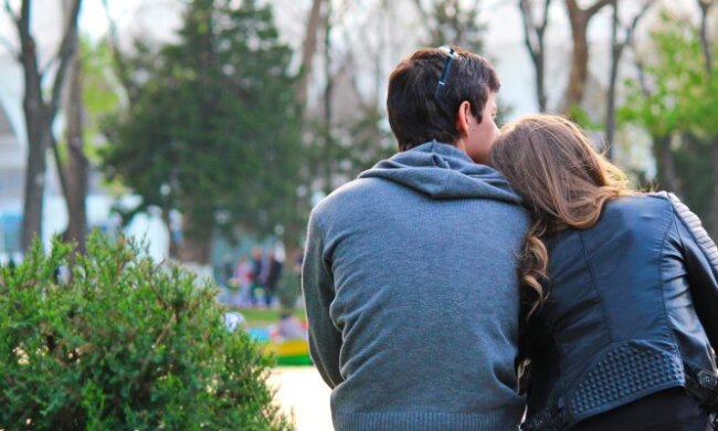 Свидание: источник: znaikak.ru