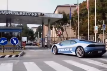 Поліцейським видали Lamborghini: від гоночного авто на швидкості 230 км/год не сховається ніхто