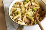 Запеченная паста с сыром, ветчиной и горошком: рецепт, который понравится каждому