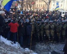 Опубліковано відео зіткнень в центрі столиці