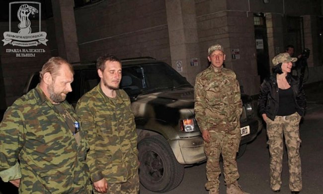 Активісти звільнили з полону двох бійців Нацгвардії