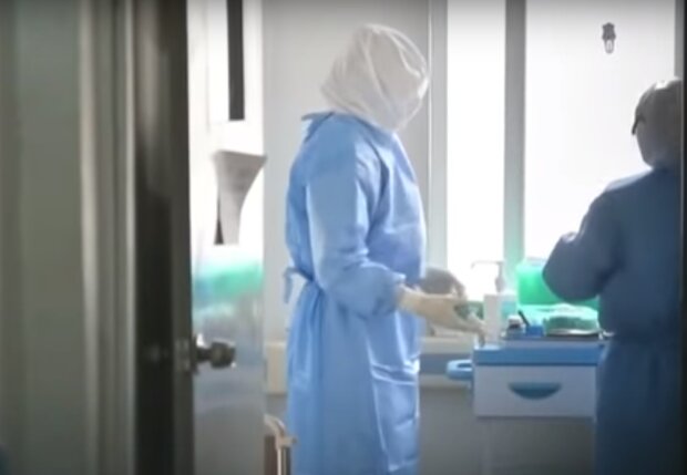 Киевлян первыми в Украине "посадят на иглу", вакцина от китайского вируса на подходе