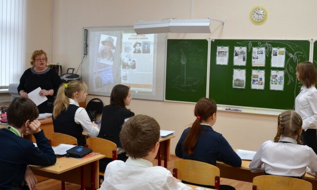 В Україні майже 200 російськомовних шкіл: в МОН сказали, коли їх "українізують"