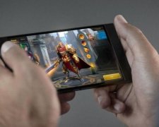 Xiaomi натякнула на створення надпотужного смартфона