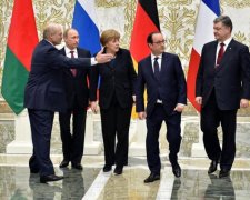 США поддерживают работу по перезагрузке Минских соглашений, которая
ведется по непубличным каналам, - Олещук