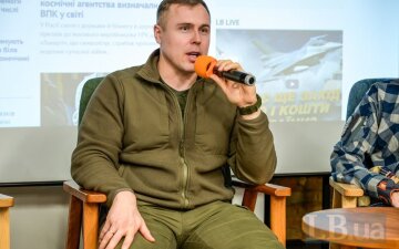 Роман Костенко