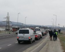 Навіть якщо євробляхери доб'ються ветування законів щодо розмитнення, "легалізувати" автомобілі навряд чи вдасться