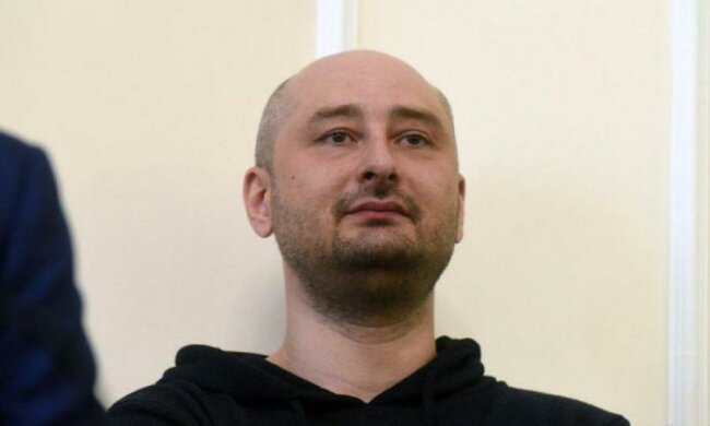 "На Западе дураков тоже полно. Не нужно смотреть каждому в рот": Бабченко жестко раскритиковал ОБСЕ