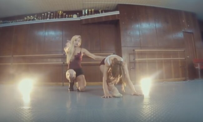 скріншот TouTube