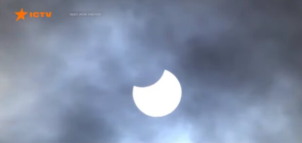 Солнечное затмение, скриншот Youtube