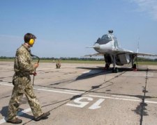 День воздушных сил Украины 2018: лучшие поздравления в стихах и открытках