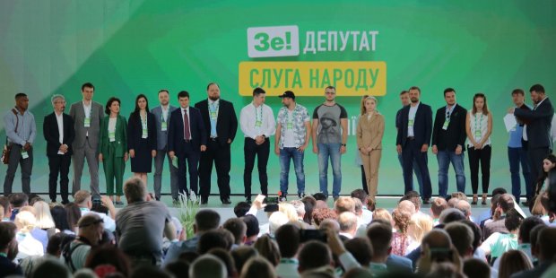Зеленский, Вакарчук или Порошенко: Романенко оценил шансы партий