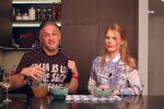 Ольга Фреймут и Эктор Хименес-Браво, скрин из идео