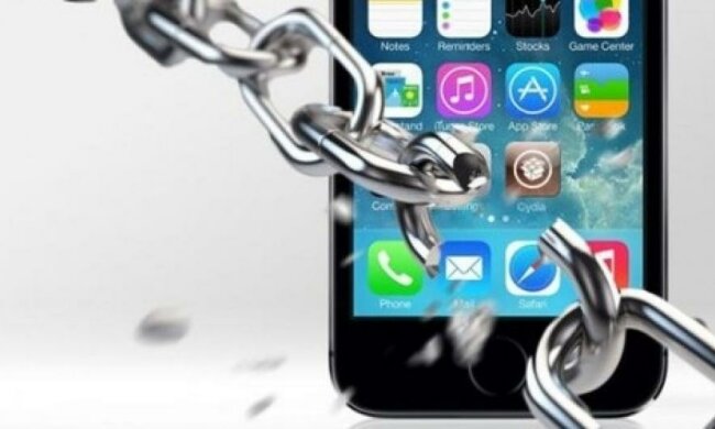 Защитить iPhone от слежки теперь невозможно