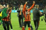 Игрок Шахтера показал неприличный жест фанатам