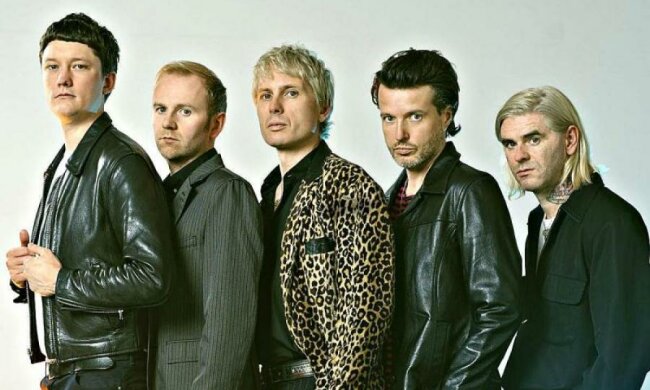 Franz Ferdinand увічнила найпопулярнішу київську статую: фото