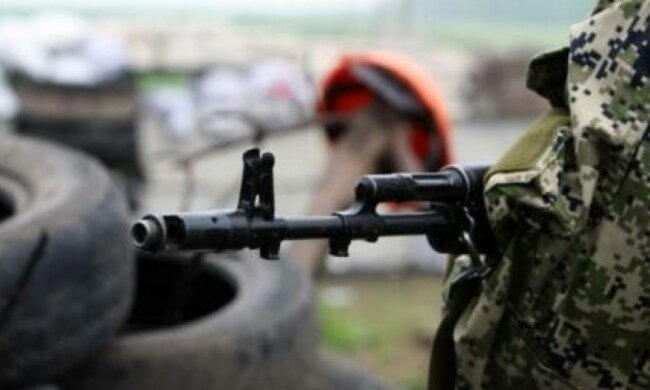 Террористы в форме ВСУ обстреляли Зайцево