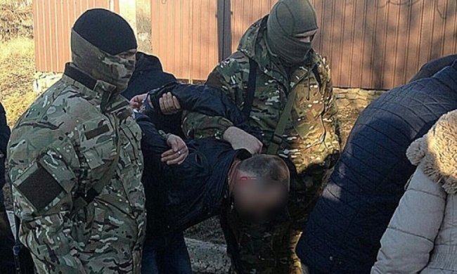  Поймали очередного взяточника в Донецкой области