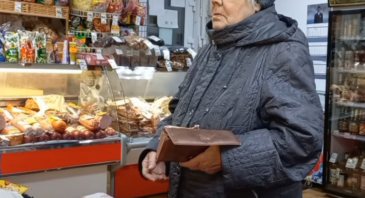 Пенсіонерка. Фото: скрін youtube