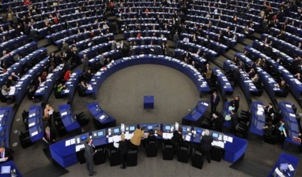 Европарламент приблизил Украину к безвизу