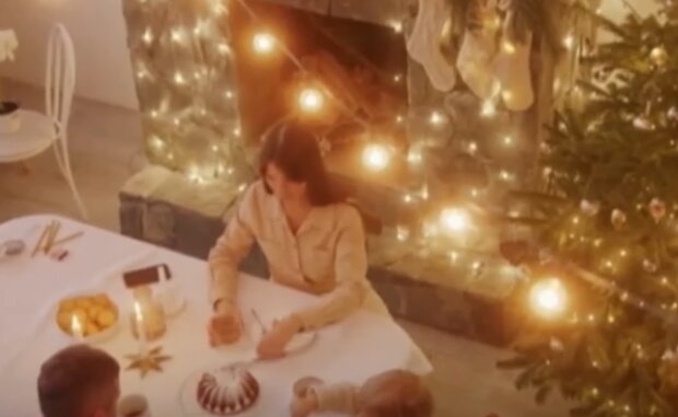 Святкування Нового року, скріншот з відео
