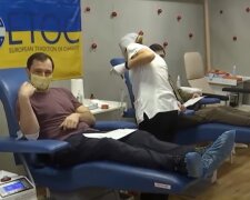 Геям скасували обмеження на донорство крові – діяло десятки років, але не скрізь