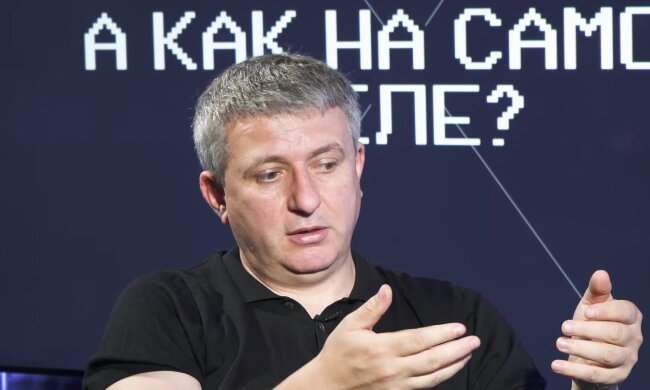 Юрий Романенко