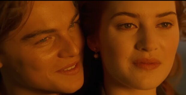 Леонардо Ди Каприо и Кейт Уинслет, кадр из фильма ""Титаник"