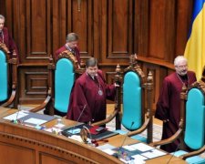 По новому закону Конституционный суд будет выполнять роль политического органа, - эксперт