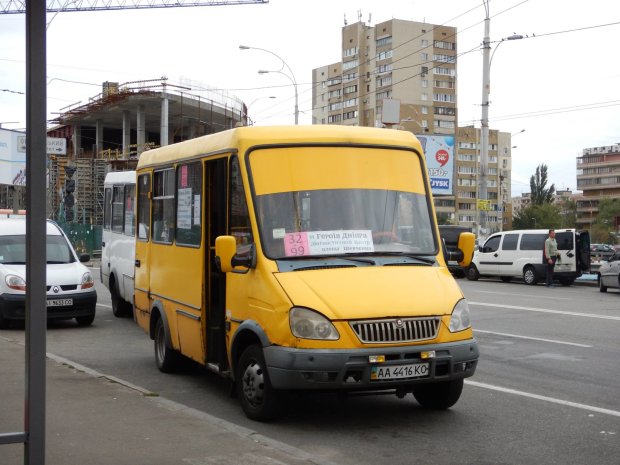 Киевский маршрутчик довел украинцев до слез мужским поступком: "Безумно горжусь этим человеком"