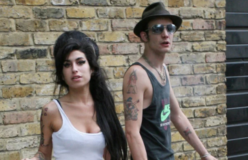 Емі Вайнгауз та її чоловік Блейк Філдер-Сівіл